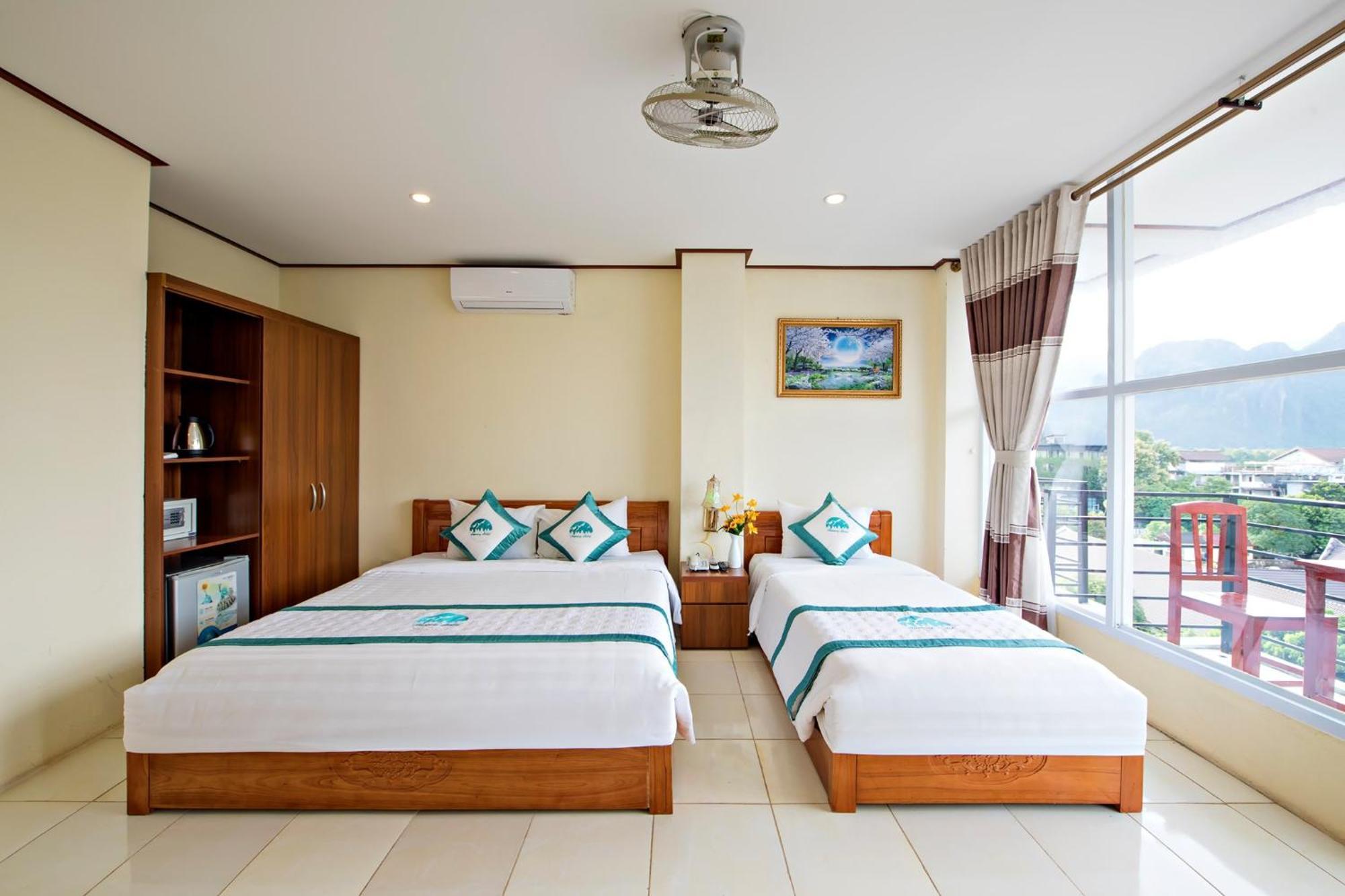 Annecy Hotel Vang Vieng Bagian luar foto