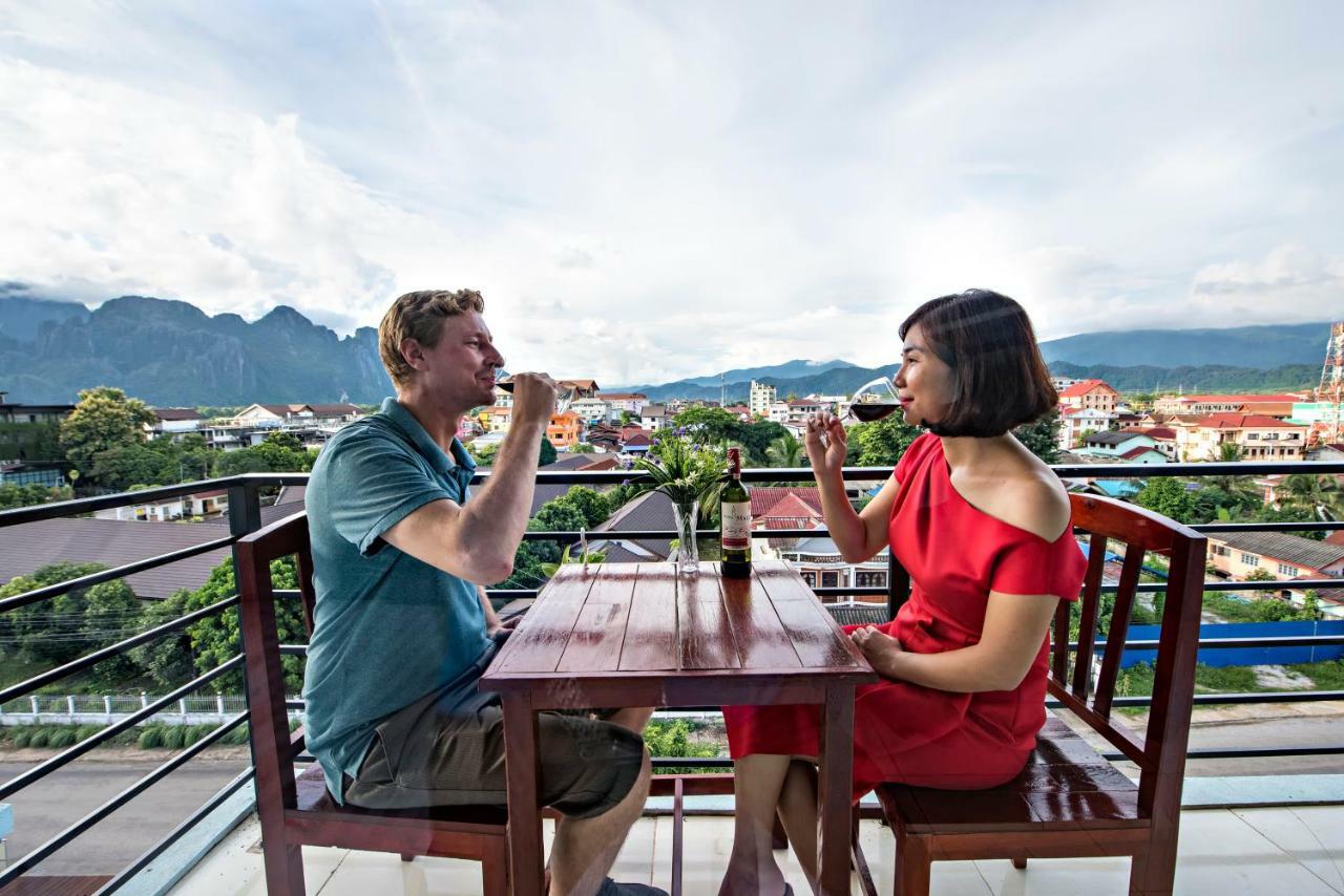 Annecy Hotel Vang Vieng Bagian luar foto