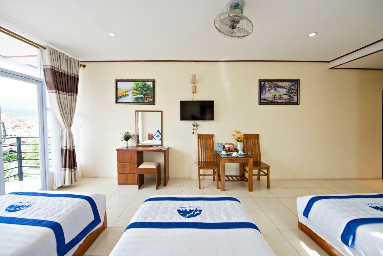 Annecy Hotel Vang Vieng Bagian luar foto