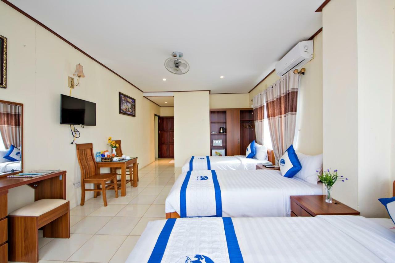 Annecy Hotel Vang Vieng Bagian luar foto