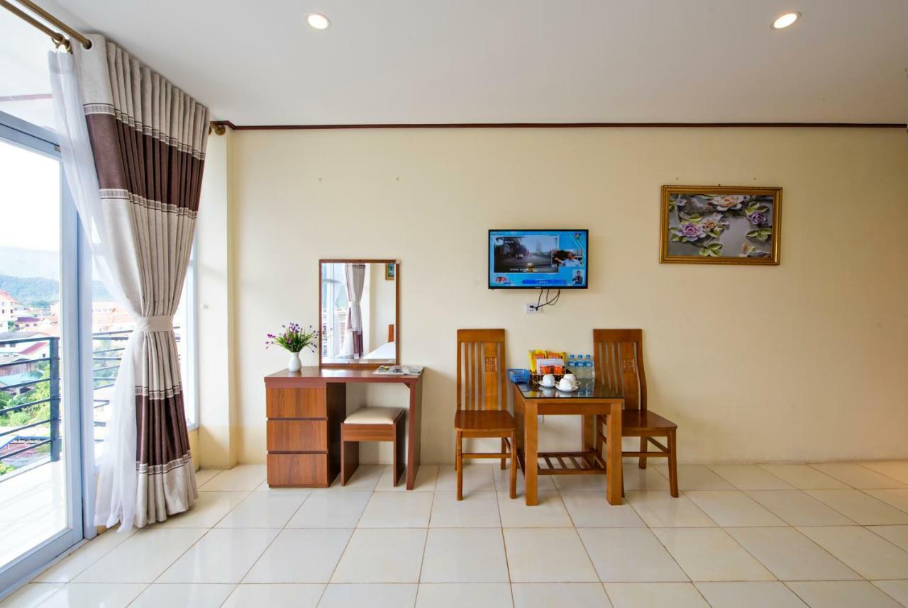 Annecy Hotel Vang Vieng Bagian luar foto