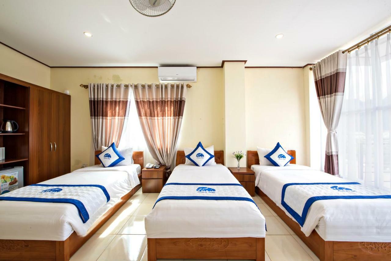 Annecy Hotel Vang Vieng Bagian luar foto